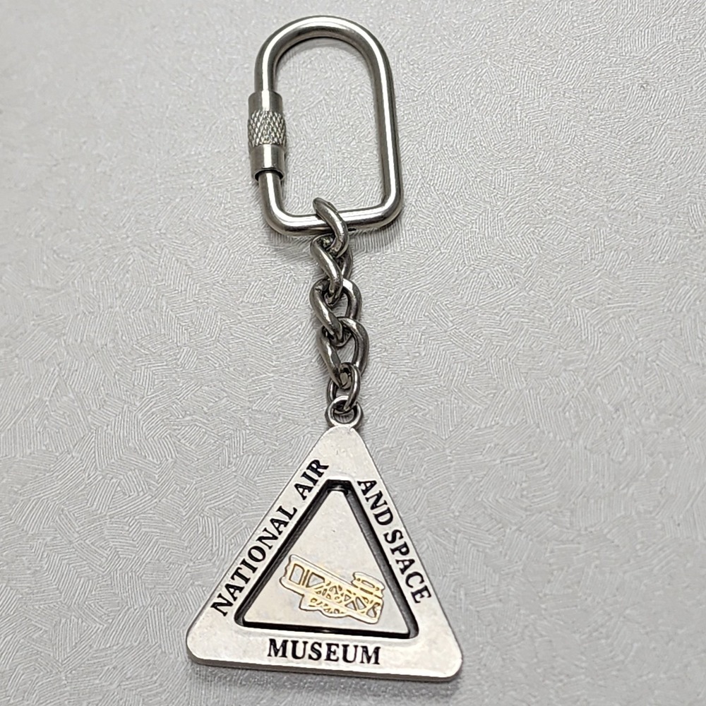 Vintage National Air & Space Museum Spinning Keychain Center Collectible Silver